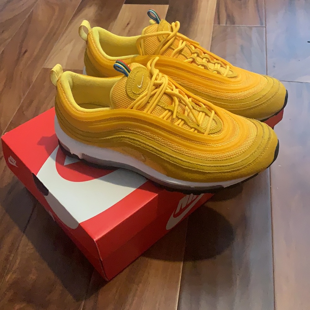 Gold/yellow  and white Air Max 97